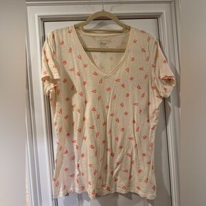 G.H. Bass women’s large everyday tee lobsters and crabs